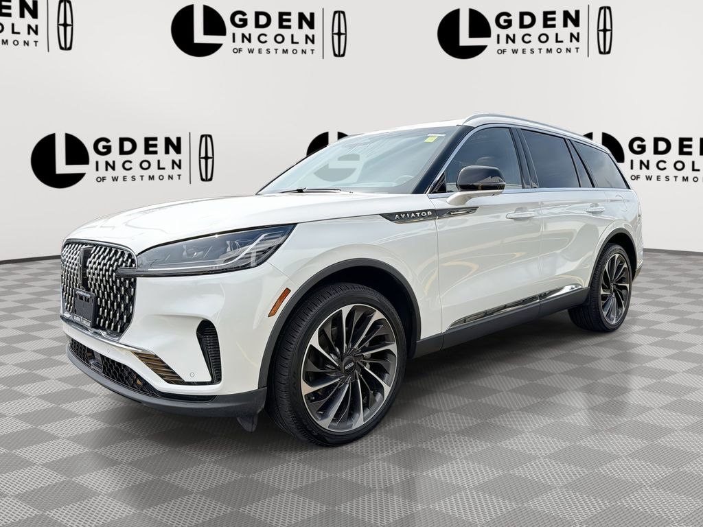 2025 Lincoln Aviator Reserve AWD's photo