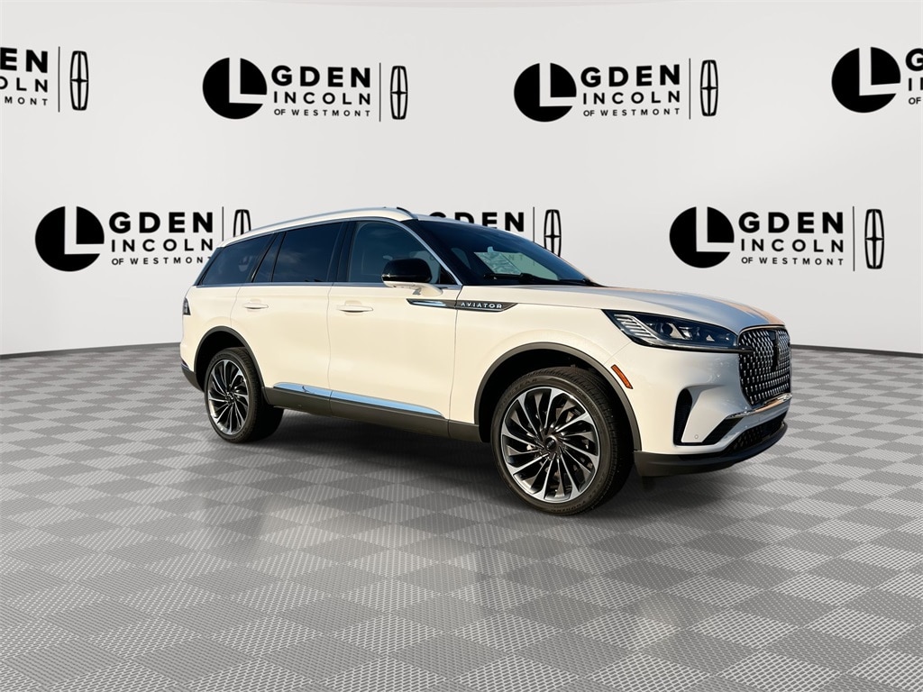 Used 2025 Lincoln Aviator Reserve with VIN 5LM5J7XCXSGL02538 for sale in Westmont, IL