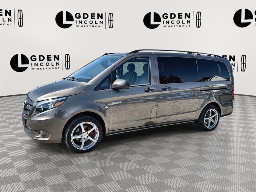 2017 Mercedes-Benz Metris Passenger Van