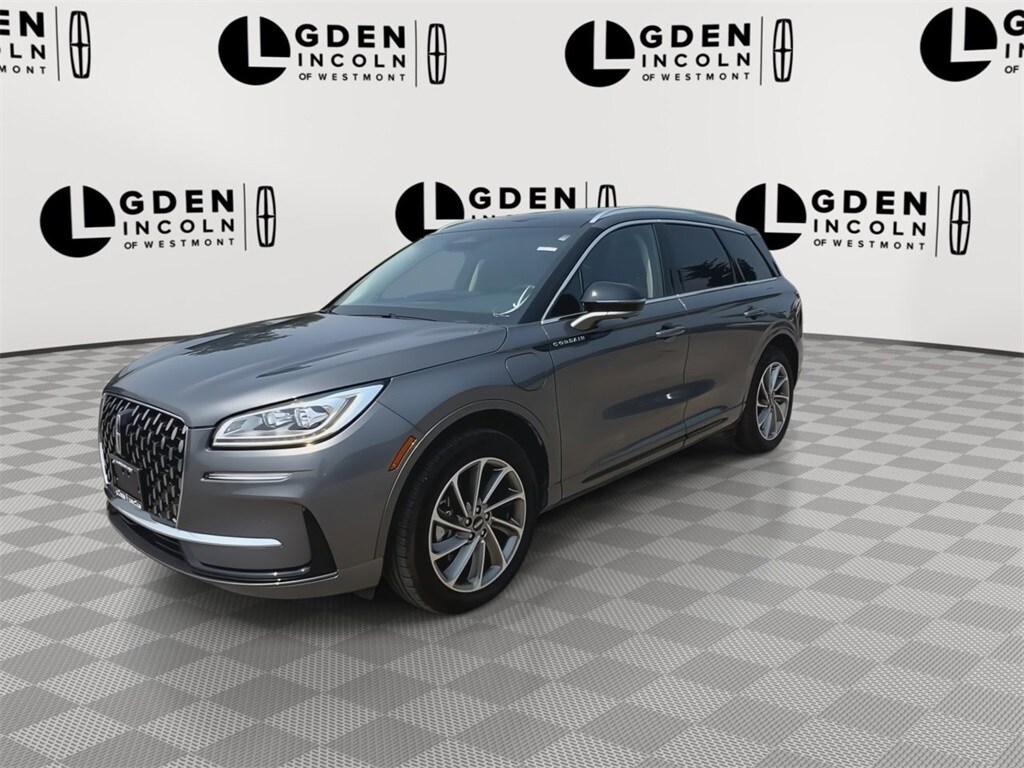 2024 Lincoln Corsair Grand Touring photo 3