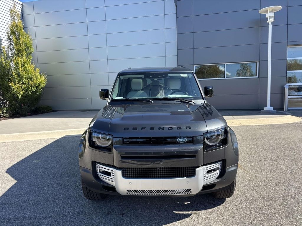 New 2025 Land Rover Defender 130 400PS S SUV