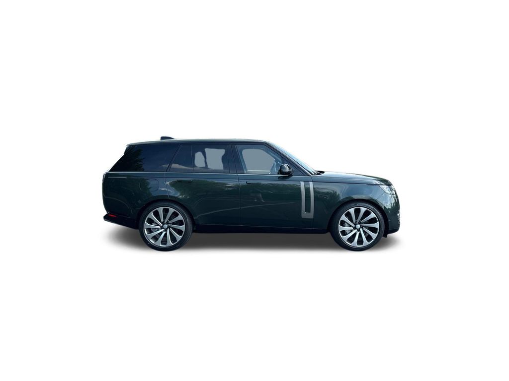 2025 Land Rover Range Rover SE photo 4