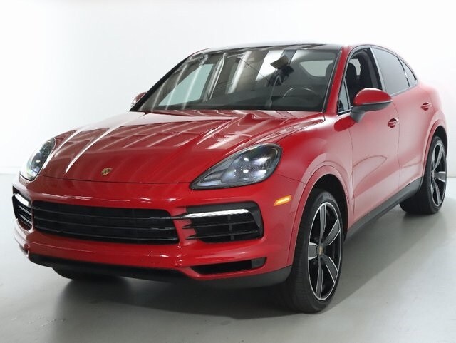 2021 Porsche Cayenne Coupe Base photo 3