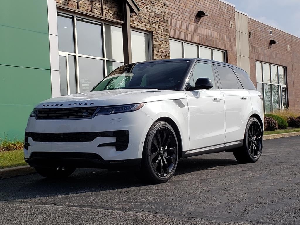 2025 Land Rover Range Rover Sport SE's photo