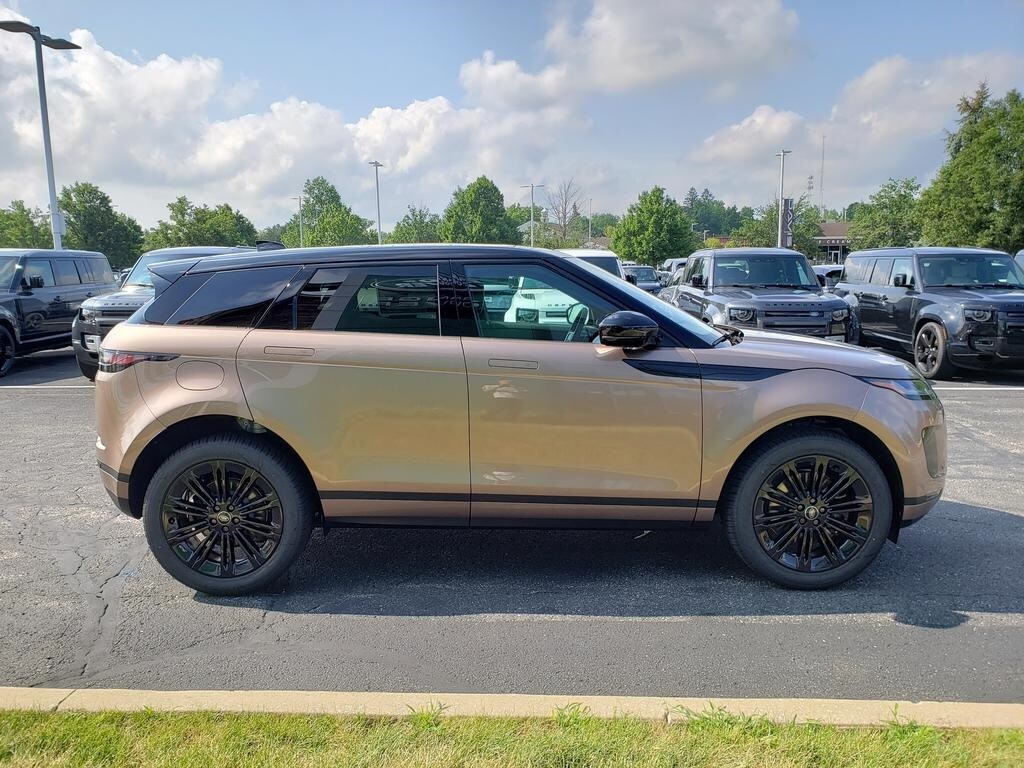 2026 Land Rover Range Rover Evoque S photo 3