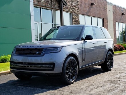 2025 Land Rover Range Rover SE SUV