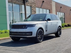 2025 Land Rover Range Rover SE SUV