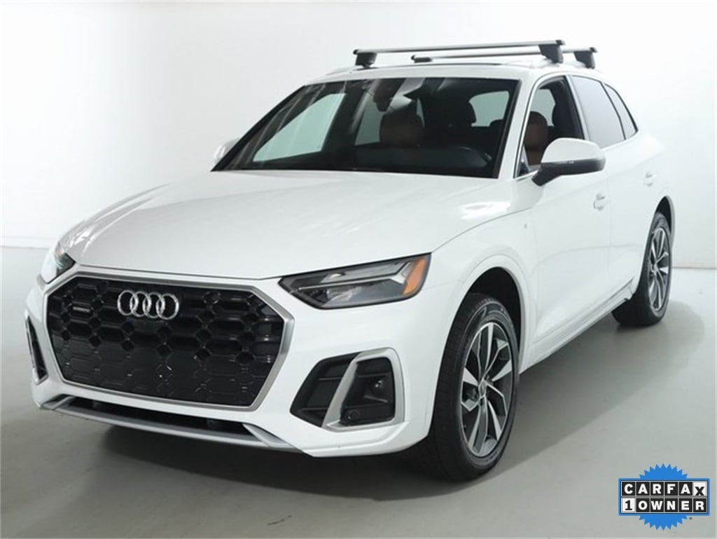 2022 Audi Q5 Premium Plus's photo