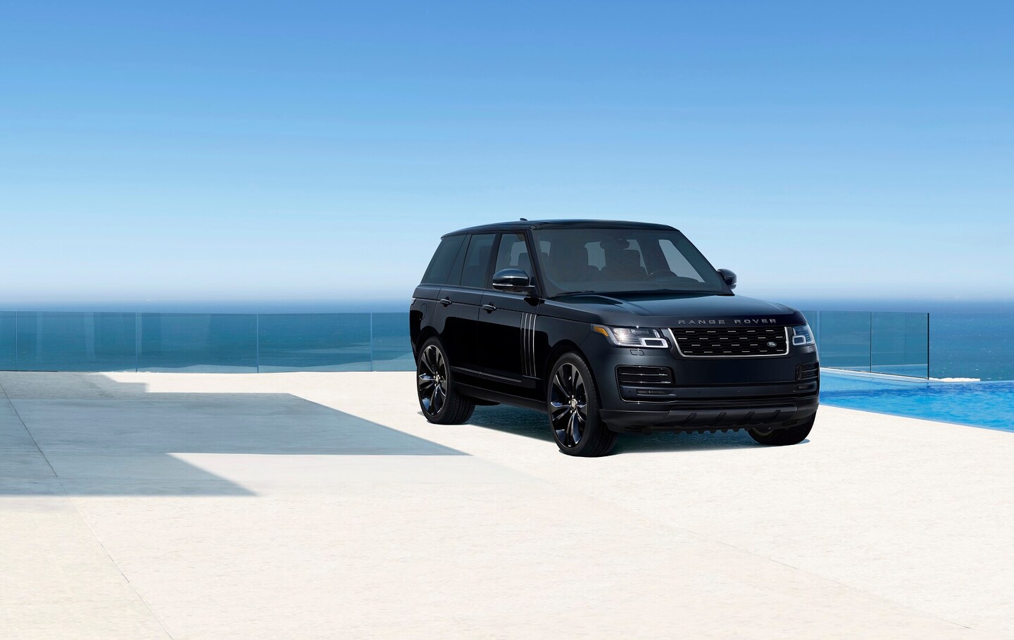 Luxury Car Dealer Solon OH | Land Rover Solon