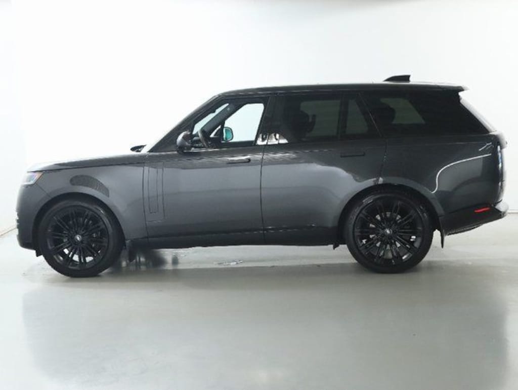 Used 2025 Land Rover Range Rover SE SUV