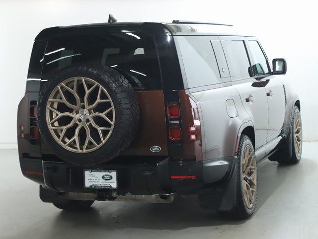 2023 Land Rover Defender X-Dynamic SE - Photo 9