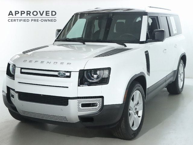 2024 Land Rover Defender 130 S P300's photo