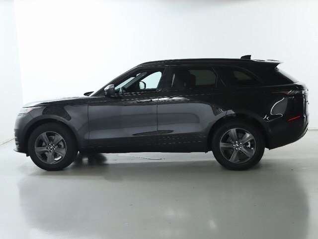 2025 Land Rover Range Rover Velar SE photo 4