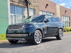 2025 Land Rover Range Rover SE SUV