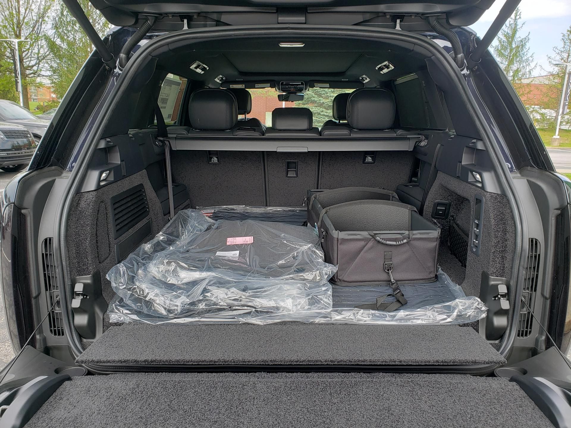 2026 Land Rover Range Rover SE - Photo 7