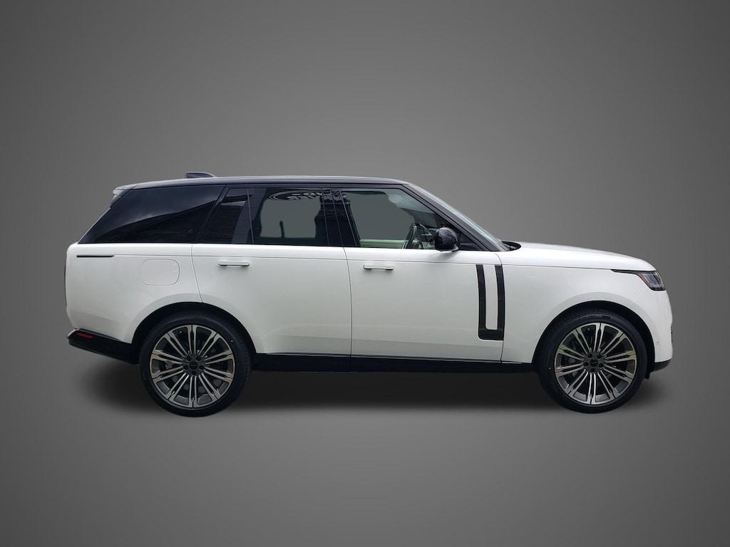 New 2026 Land Rover Range Rover SE SUV