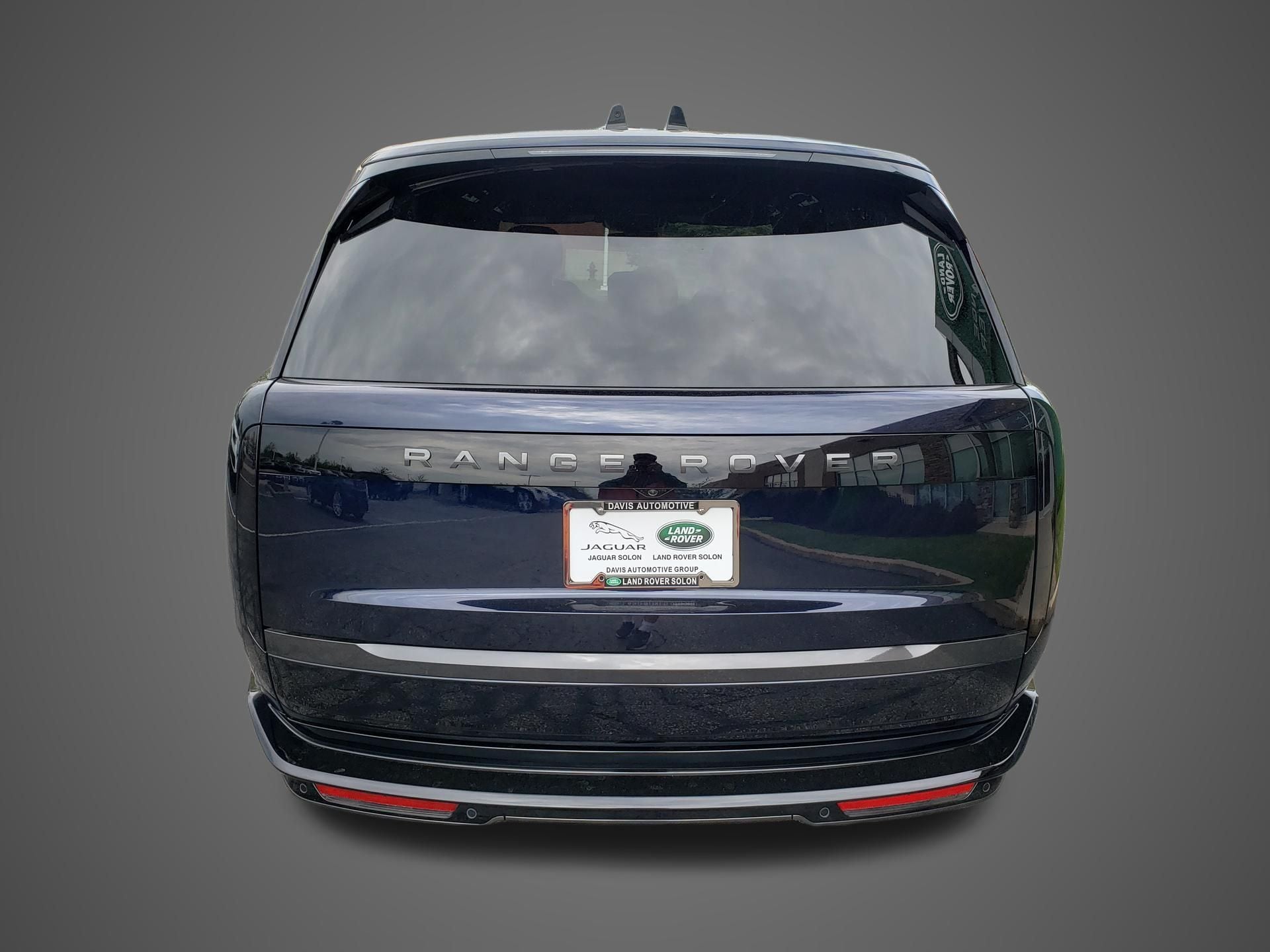 2026 Land Rover Range Rover SE - Photo 6