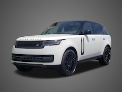 2026 Land Rover Range Rover SE SUV