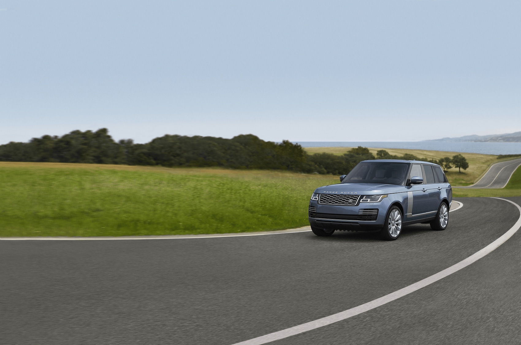 2021 Range Rover Review | Land Rover Solon