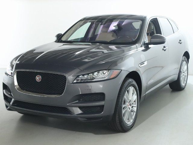 2017 Jaguar F-PACE 35t Prestige AWD's photo