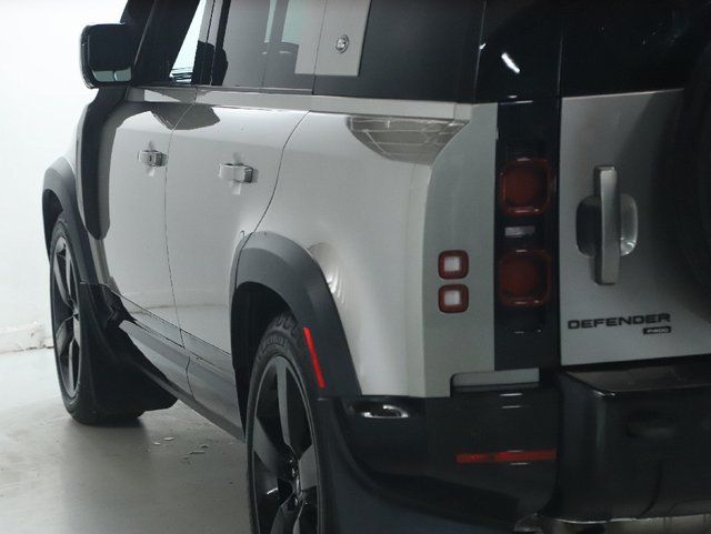 2022 Land Rover Defender X-Dynamic HSE - Photo 6