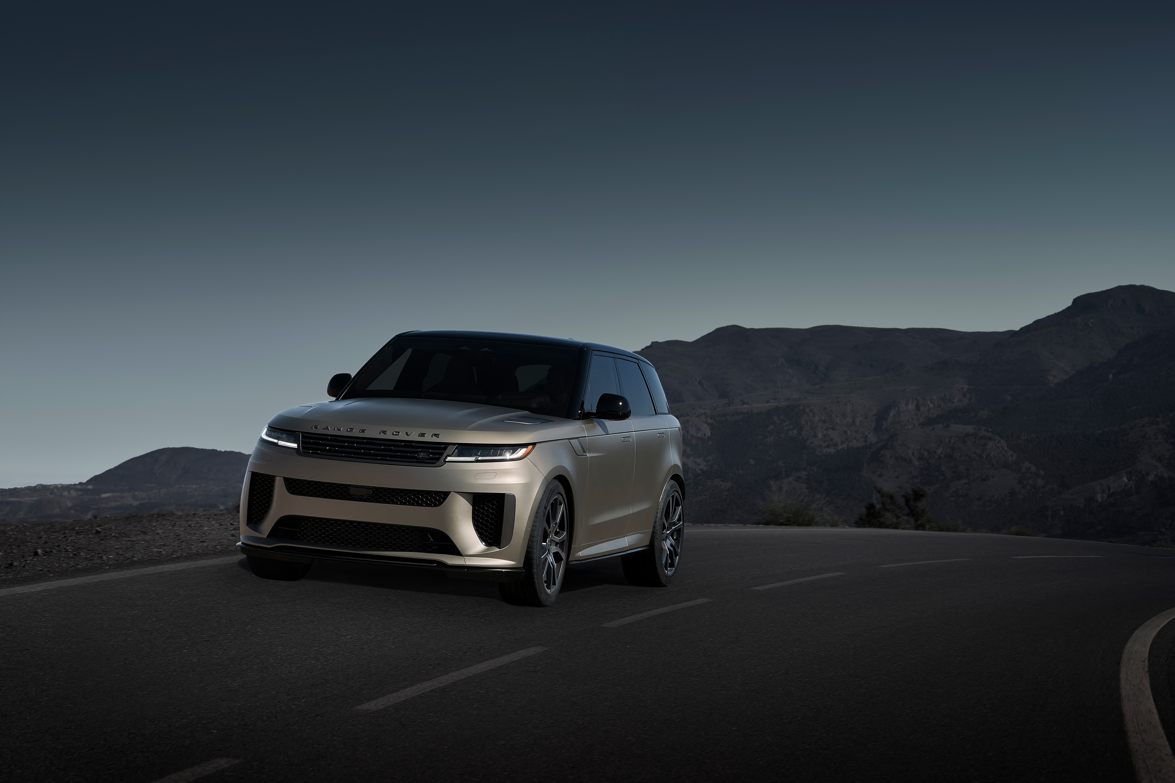 Range Rover Models | Land Rover Solon