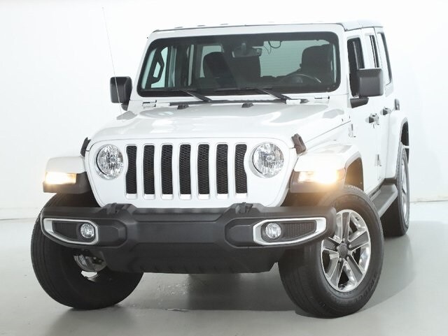 2022 Jeep Wrangler Unlimited Sahara photo 3