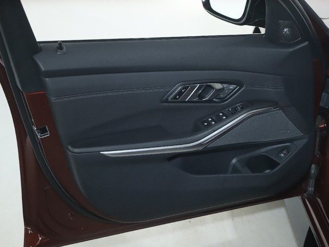 2023 BMW M3 Sedan Base - Photo 31