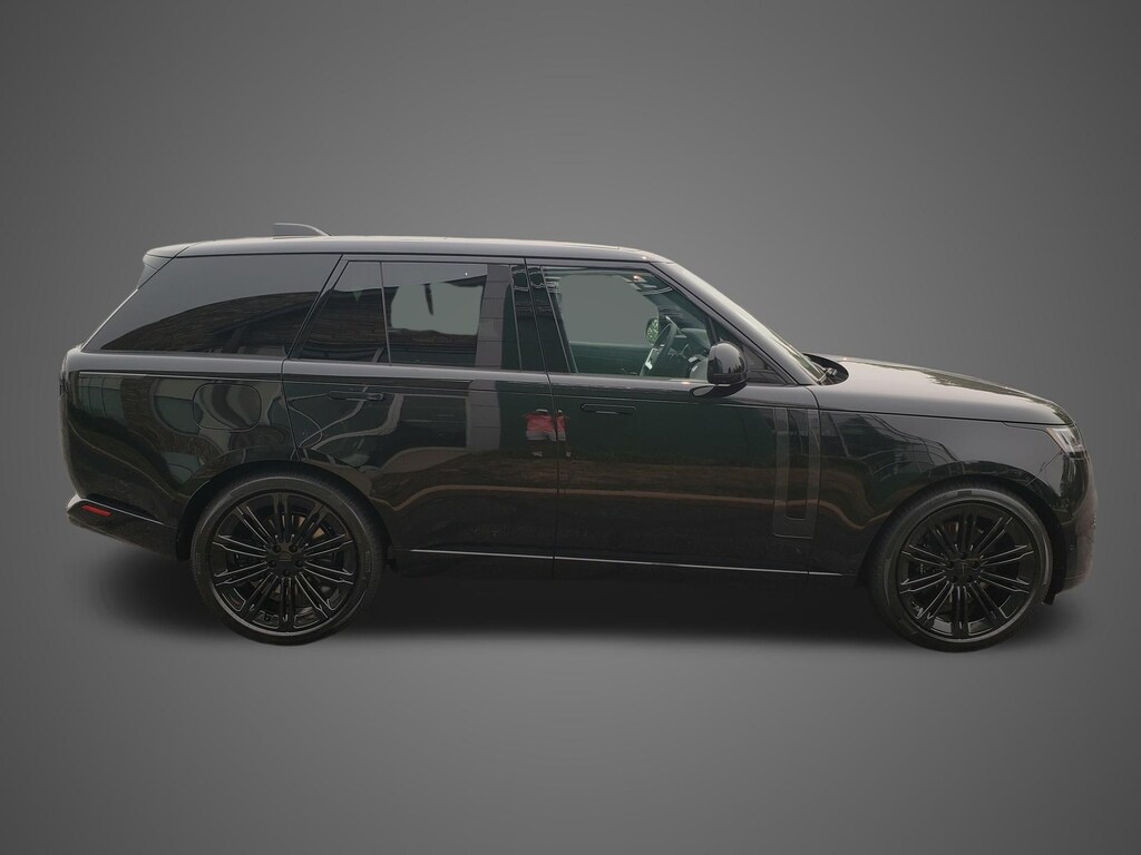New 2026 Land Rover Range Rover SE SUV