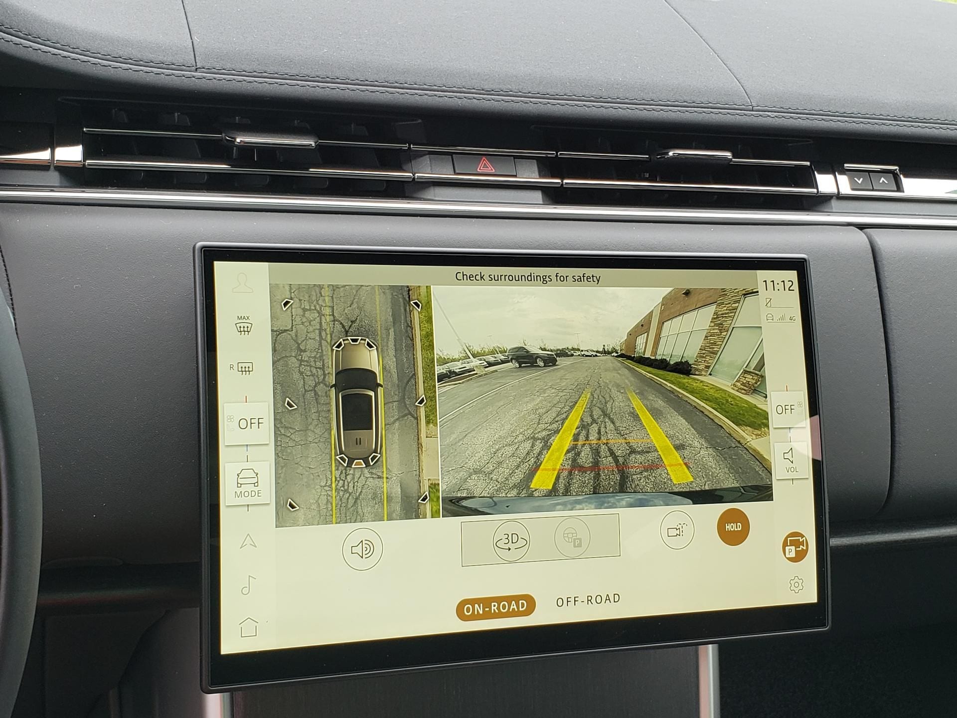2026 Land Rover Range Rover SE - Photo 23