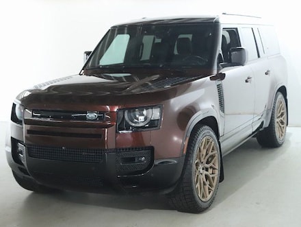 2023 Land Rover Defender 130 X-Dynamic SE SUV