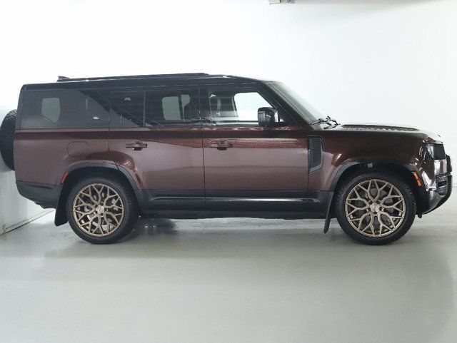 2023 Land Rover Defender X-Dynamic SE - Photo 10