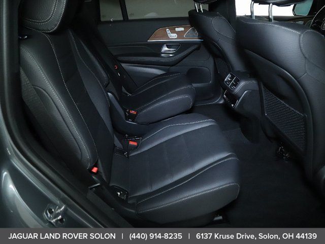 2025 Mercedes-Benz GLS Base - Photo 31