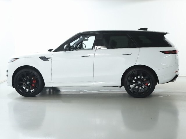2023 Land Rover Range Rover Sport SE photo 4