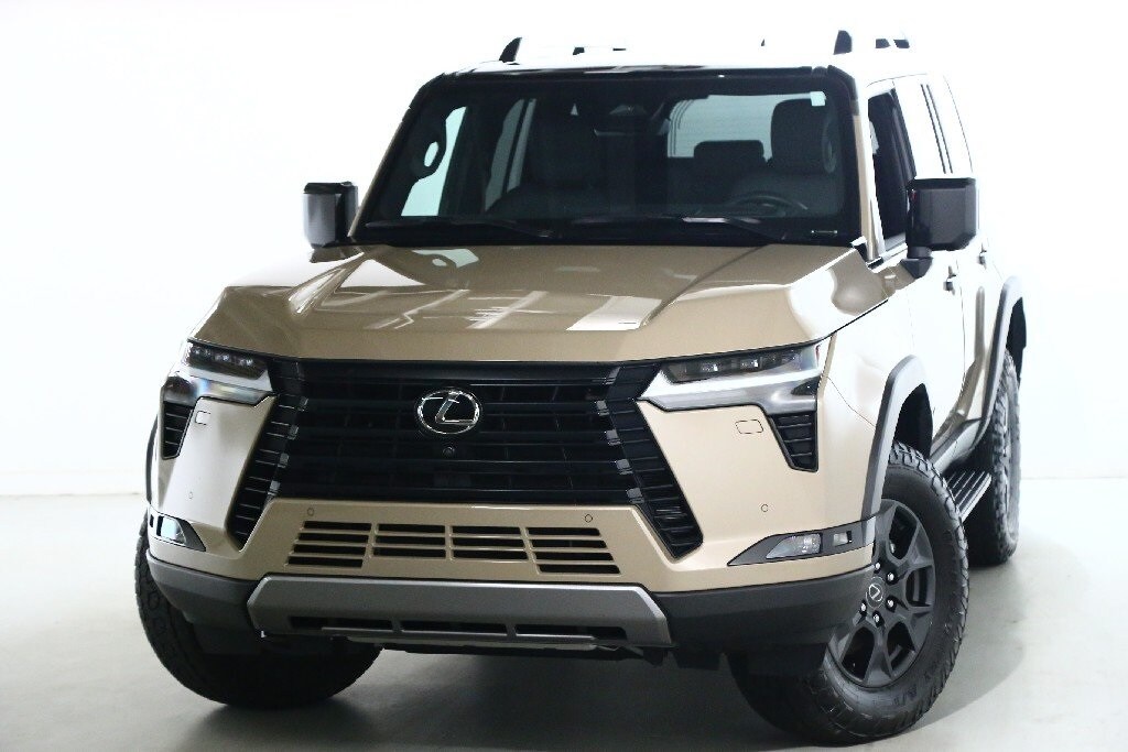 2024 Lexus GX 550 Overtrail photo 3