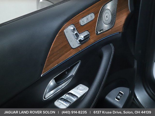 2025 Mercedes-Benz GLS Base - Photo 33