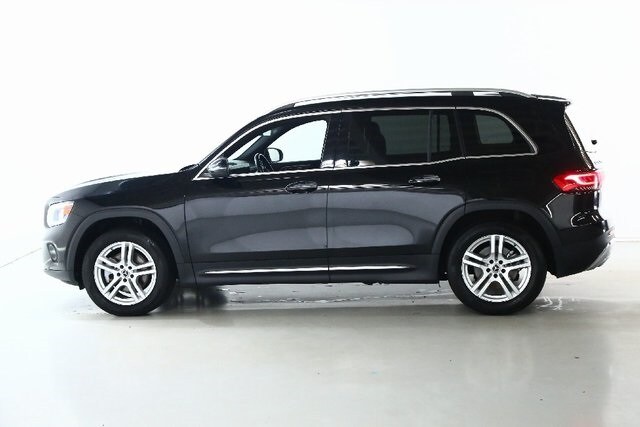 2023 Mercedes Benz GLB 250 4MATIC photo 4