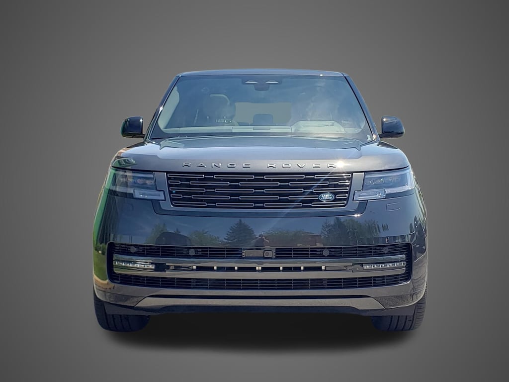 New 2026 Land Rover Range Rover SE LWB 7-Seats / V8 SUV
