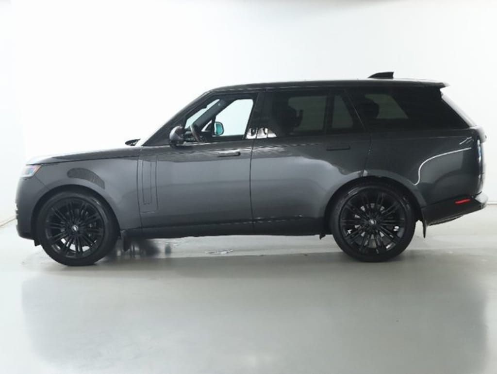 Used 2025 Land Rover Range Rover SE SUV
