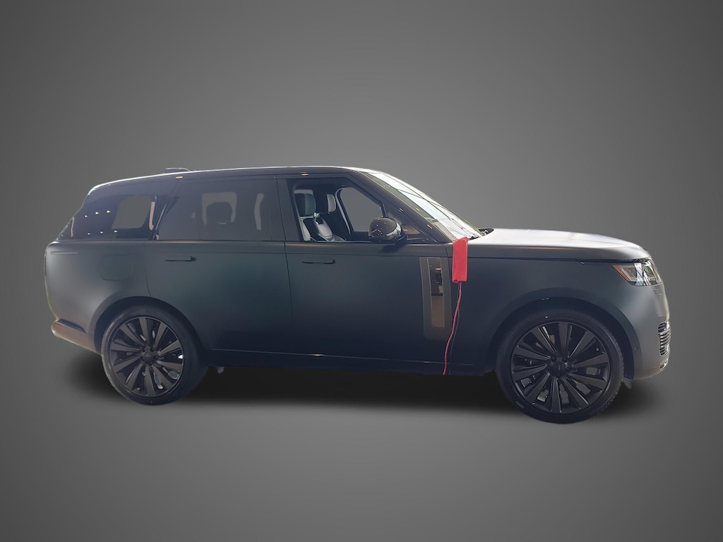New 2026 Land Rover Range Rover SV Signature Suite SUV