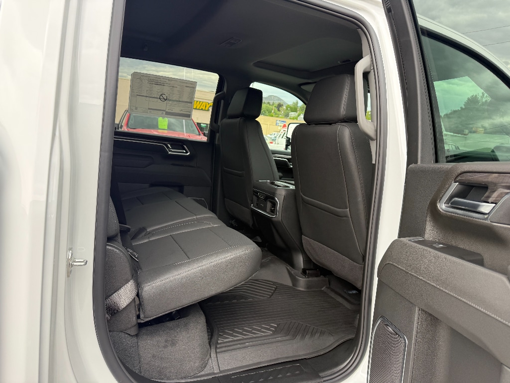 2026 Chevrolet Silverado 3500 HD LTZ - Photo 8