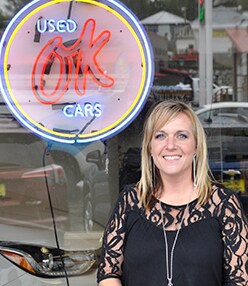 Staff member Angie Gavin from ID_147779fbd457