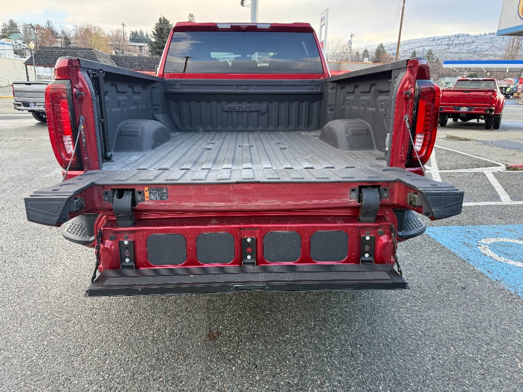 2023 GMC Sierra 3500HD AT4 - Photo 11