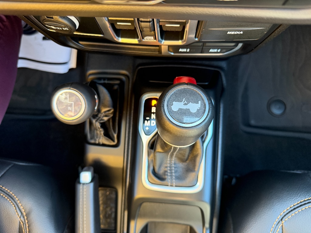 2025 Jeep Wrangler 4-Door Sahara - Photo 21