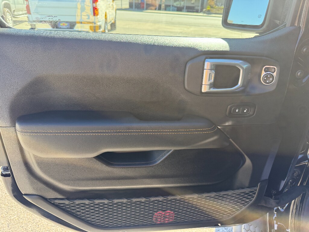2025 Jeep Wrangler 4-Door Sahara - Photo 15