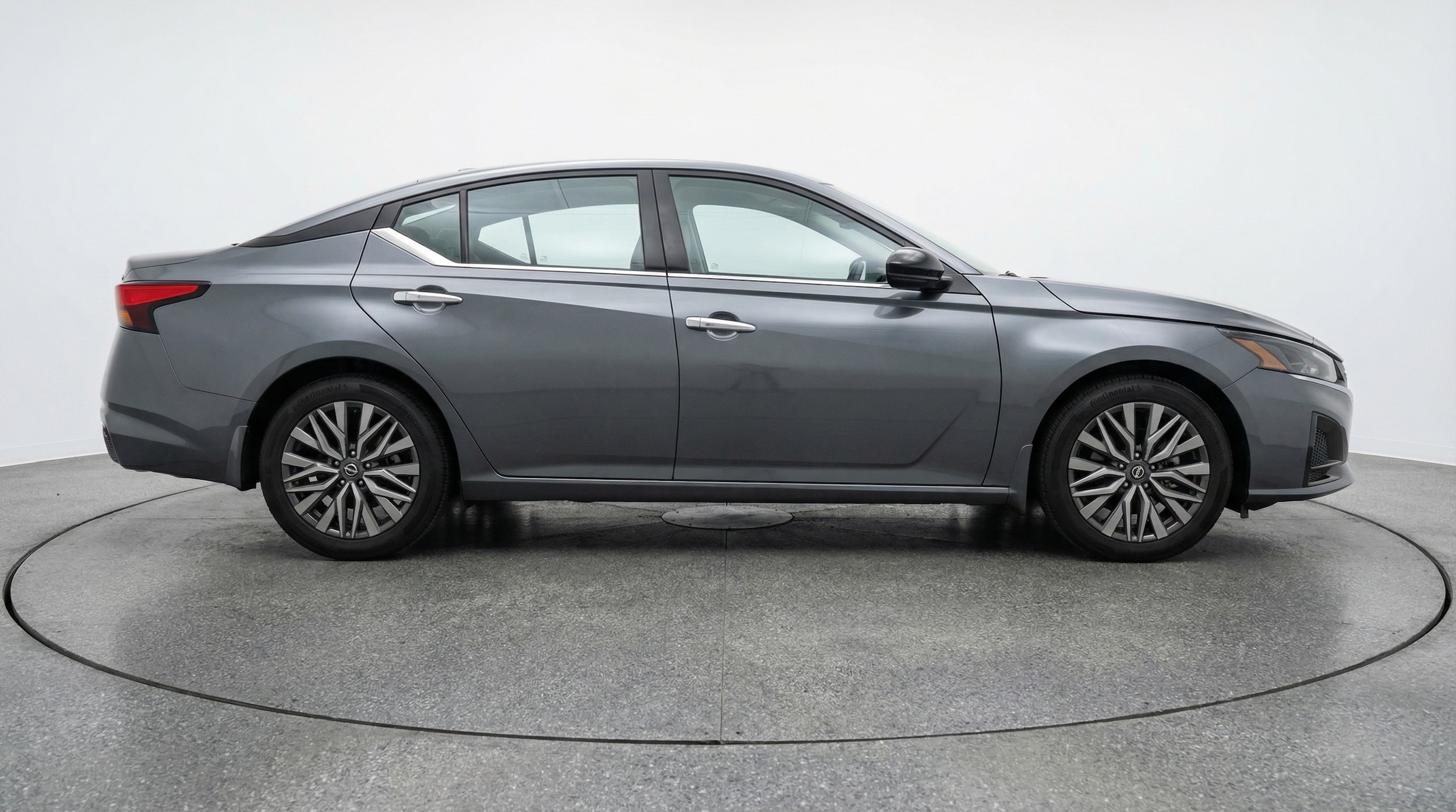 Thumbnail: 2025 Nissan Altima - 8