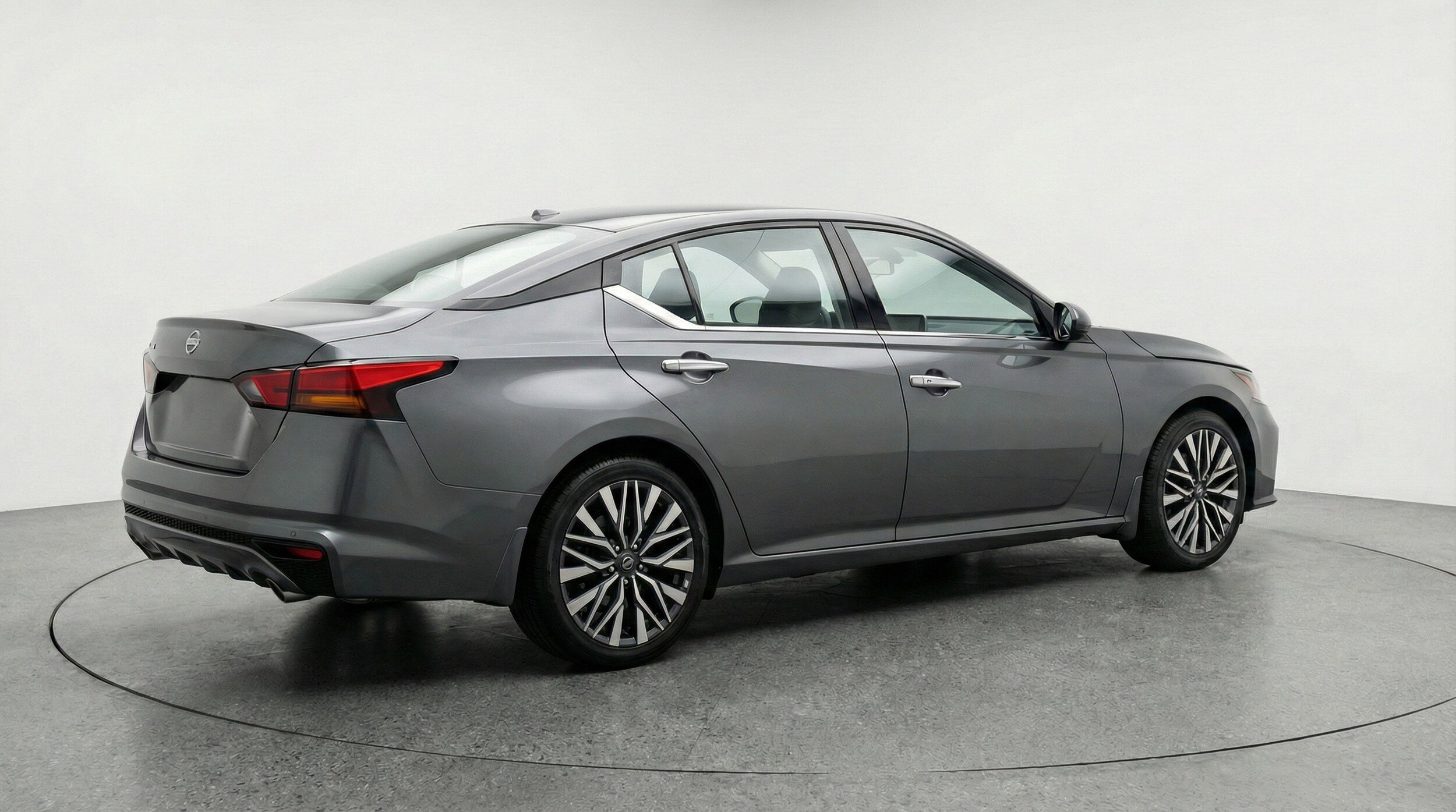 Thumbnail: 2025 Nissan Altima - 9