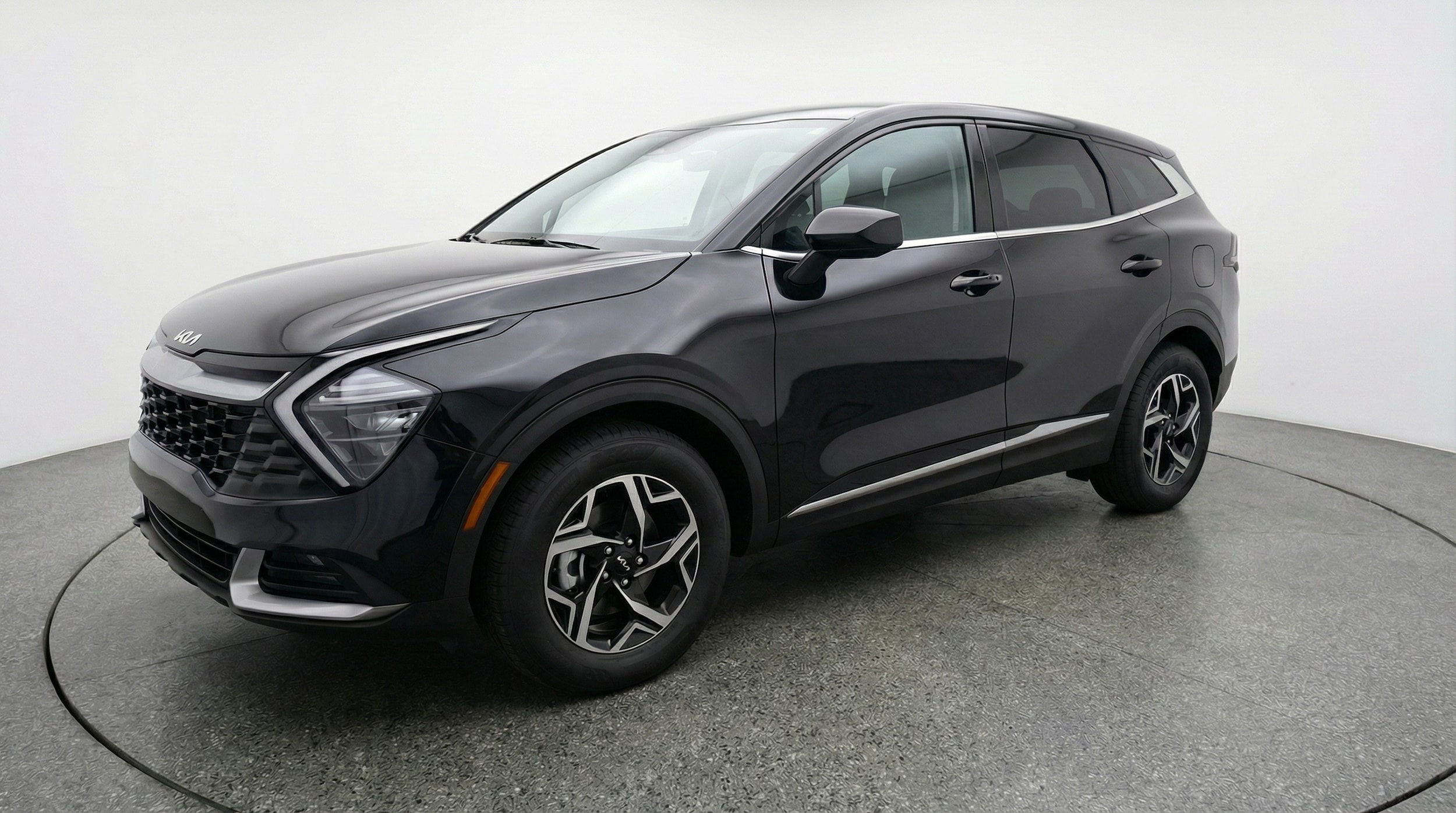 Thumbnail: 2025 Kia Sportage - 3