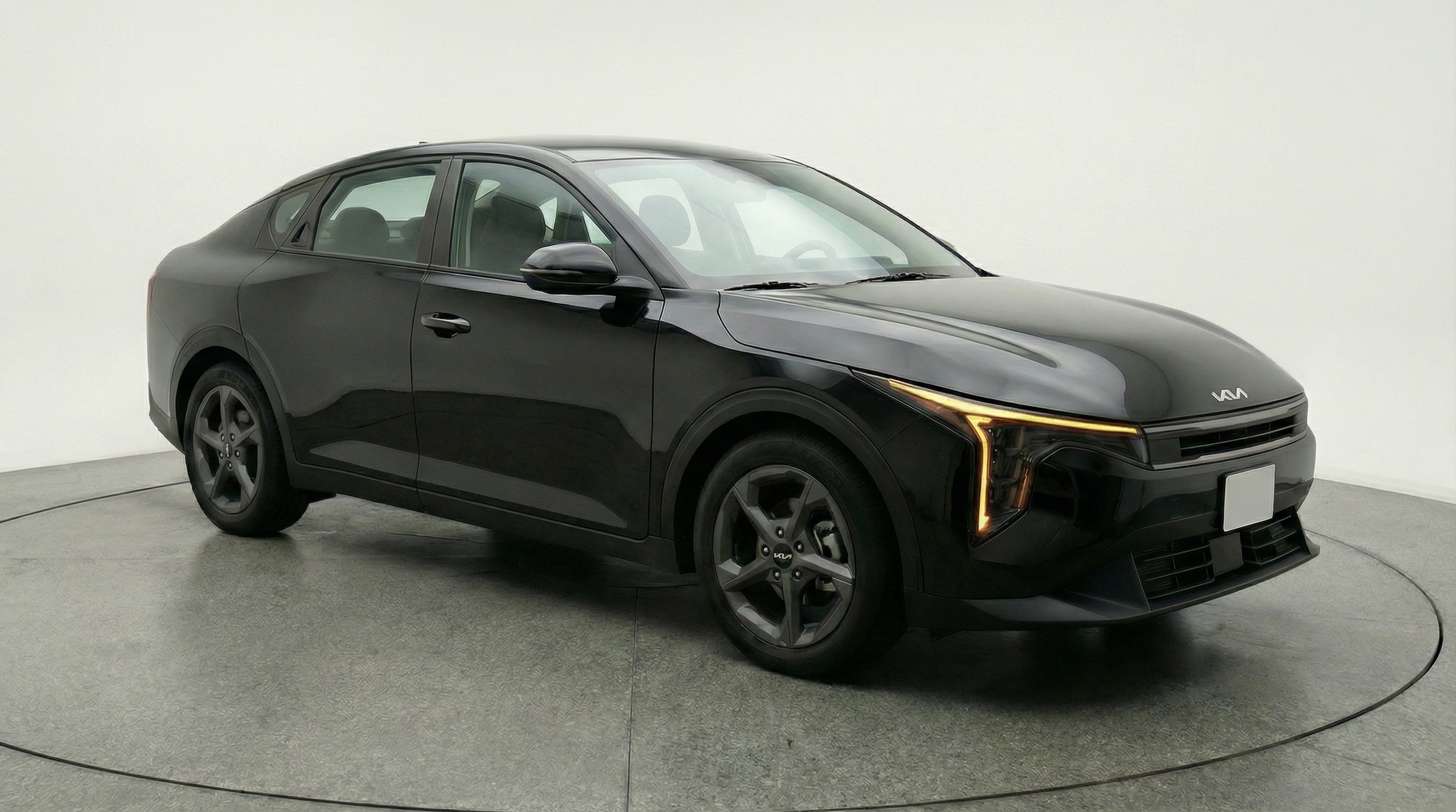 Thumbnail: 2025 Kia K4 - 1