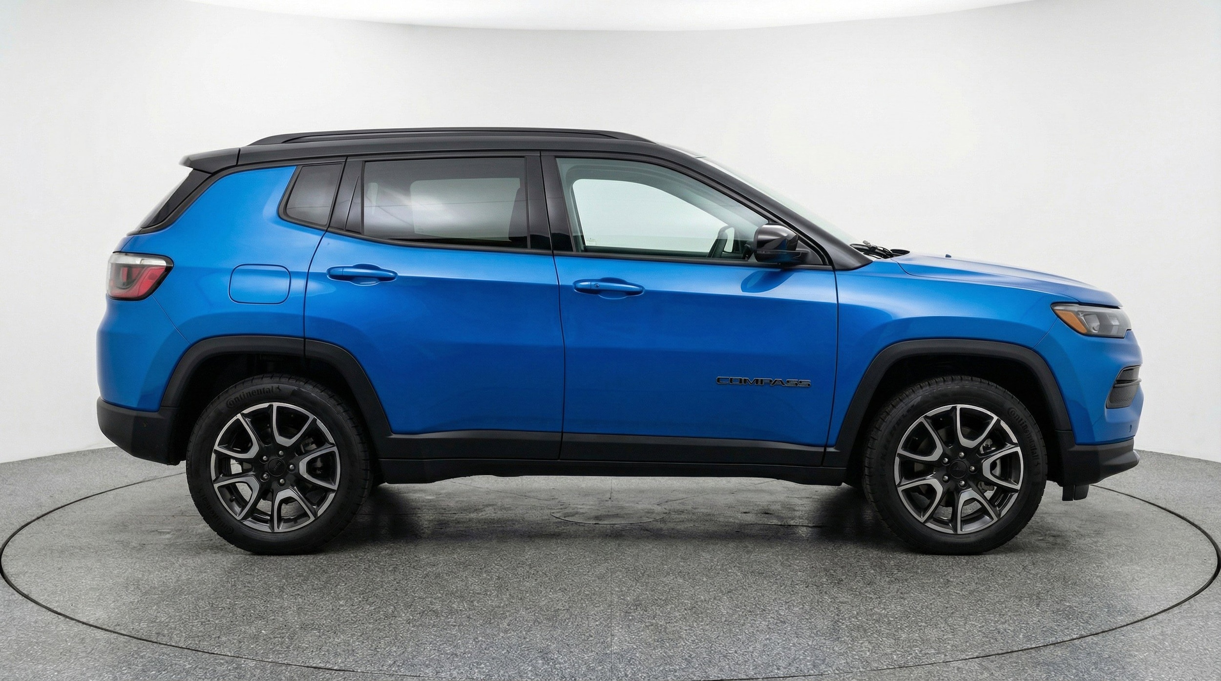 Thumbnail: 2025 Jeep Compass - 11